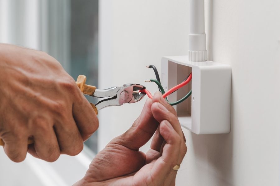 Girne Elektrik Tamircisi